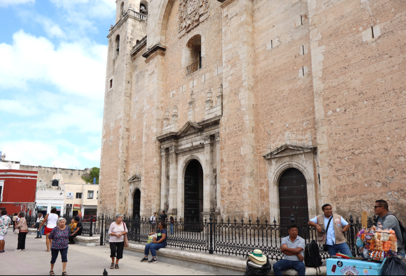 Especialistas intervienen el templo para “recibir” los festejos a la Virgen de la Candelaria