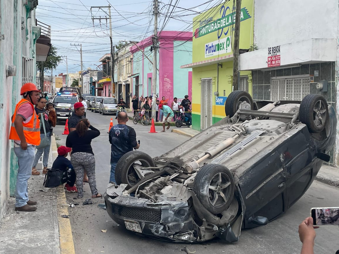 La familia a bordo del Nissan no sufrió lesiones graves