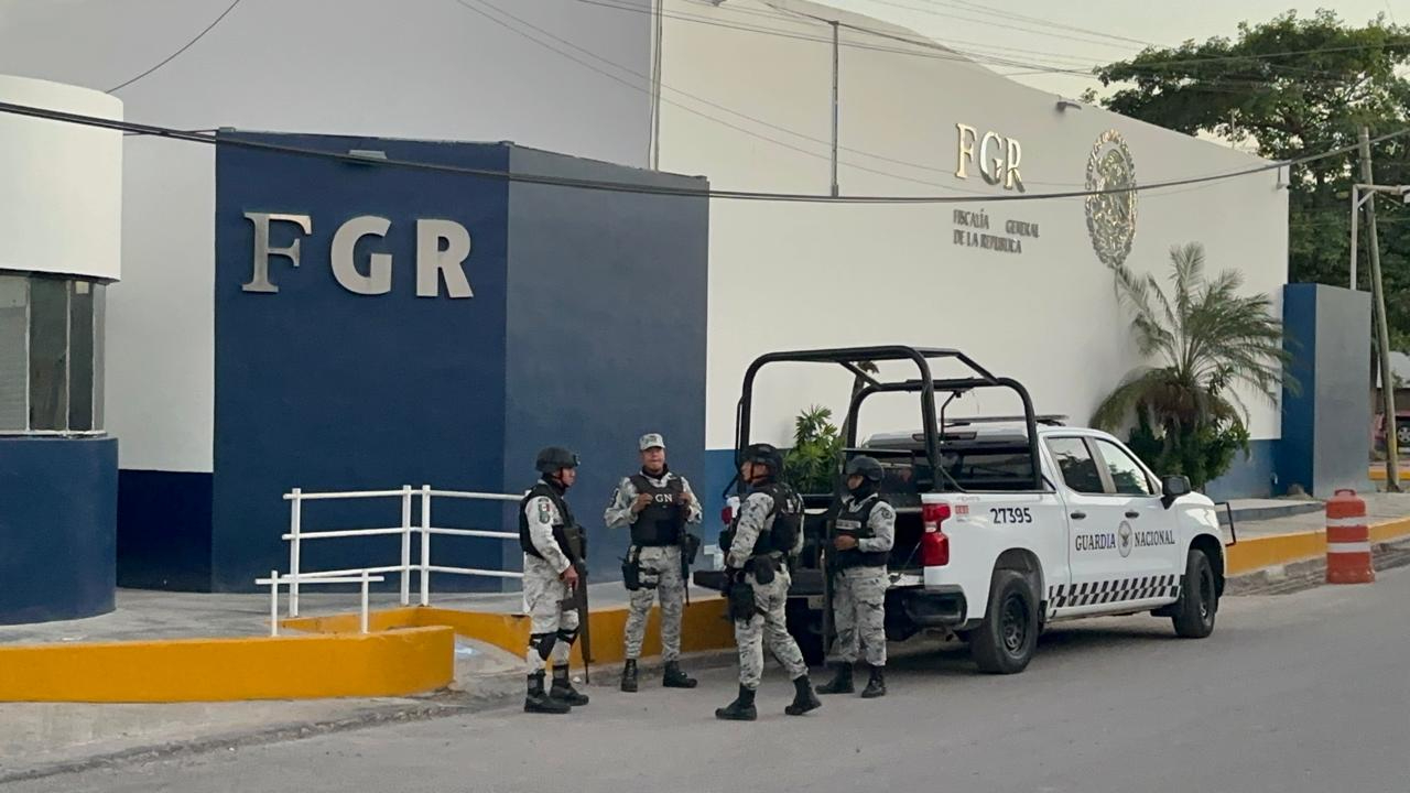 FGR vincula a proceso a 18 personas en Campeche por delitos graves, incluidos armas y fentanilo