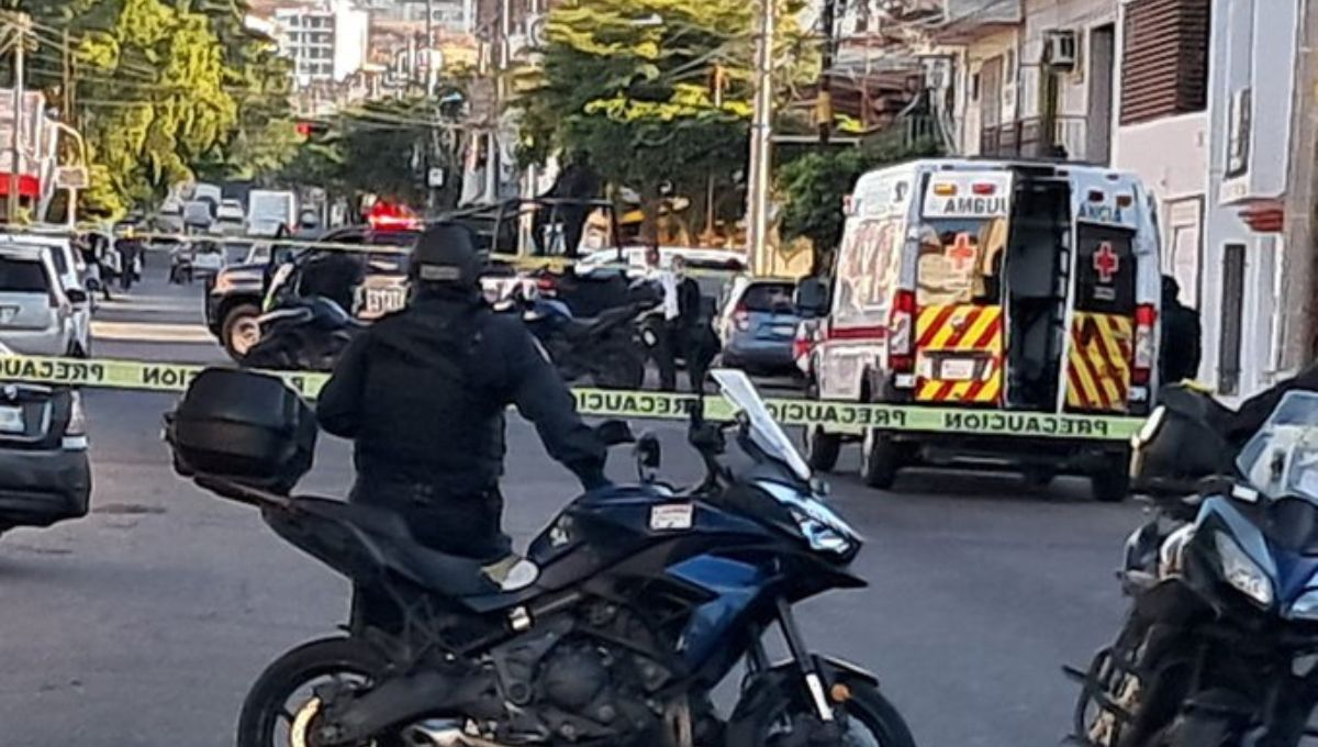 Ante este violento suceso, la Cruz Roja optó por interrumpir temporalmente sus operaciones