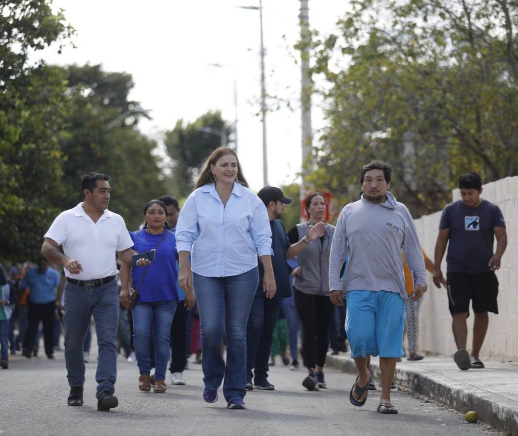 El programa municipal Calle por calle atiende de primera mano necesidades prioritarias de cada comunidad