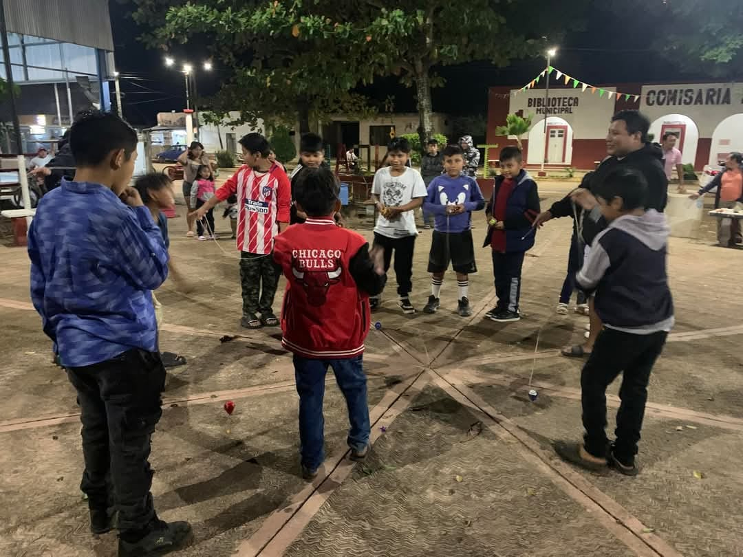 Este tipo de entretenimientos, desarrolla las habilidades motoras finas y gruesas, así como el equilibrio y la coordinación del cuerpo