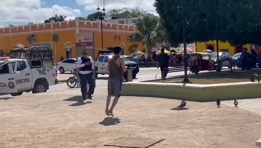 Hombre lanza ácido a policía durante su detención en Hopelchén