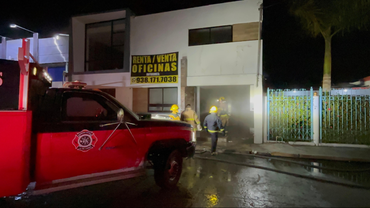 Se incendian oficinas de antiguo registro civil.