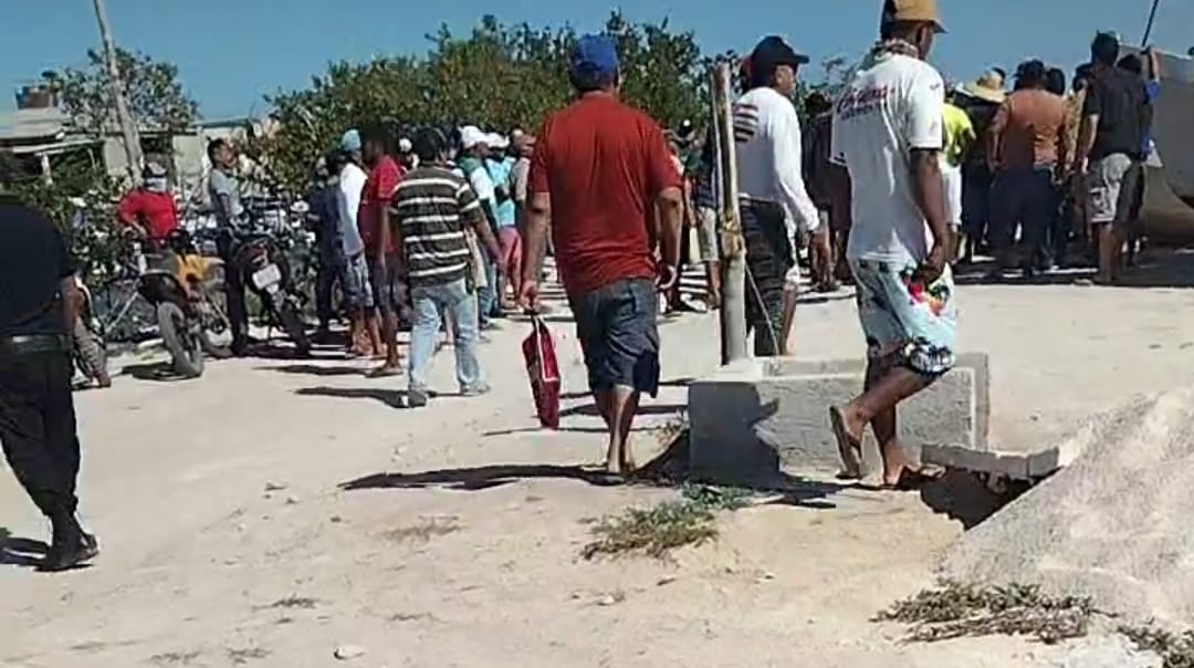 Crece la tensión en el puerto Dzilam de Bravo por pesca furtiva / Cortesía