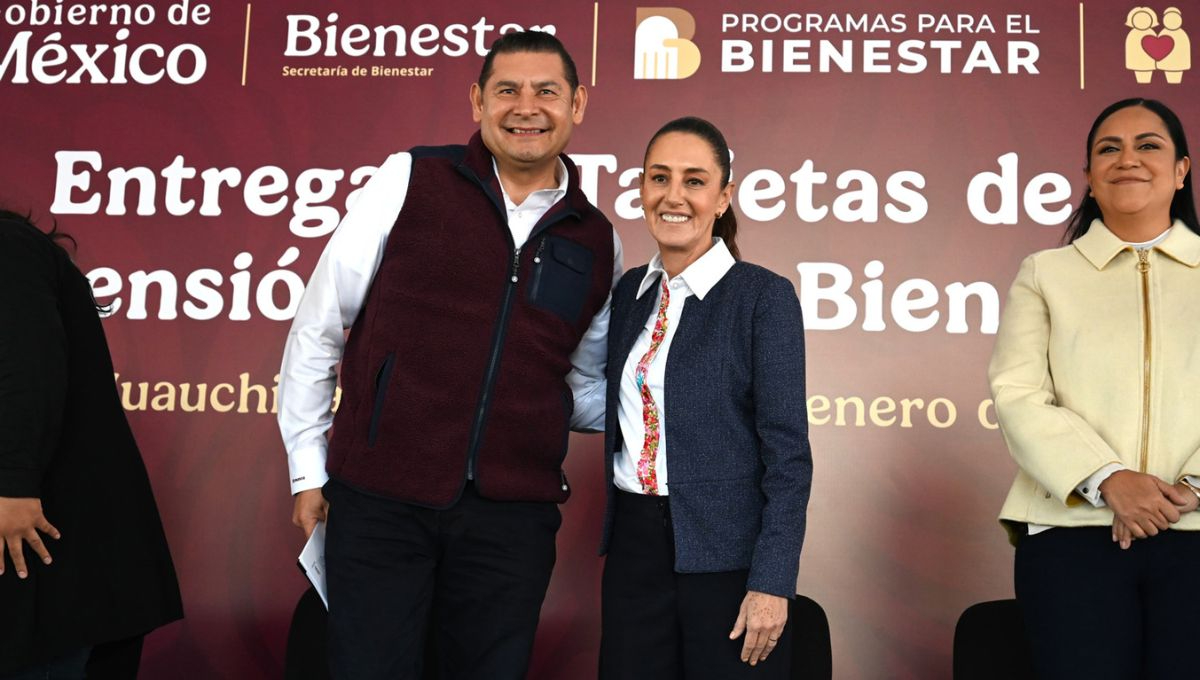 Gobernador de Puebla, Alejandro Armenta Mier y la presidenta Claudia Sheinbaum