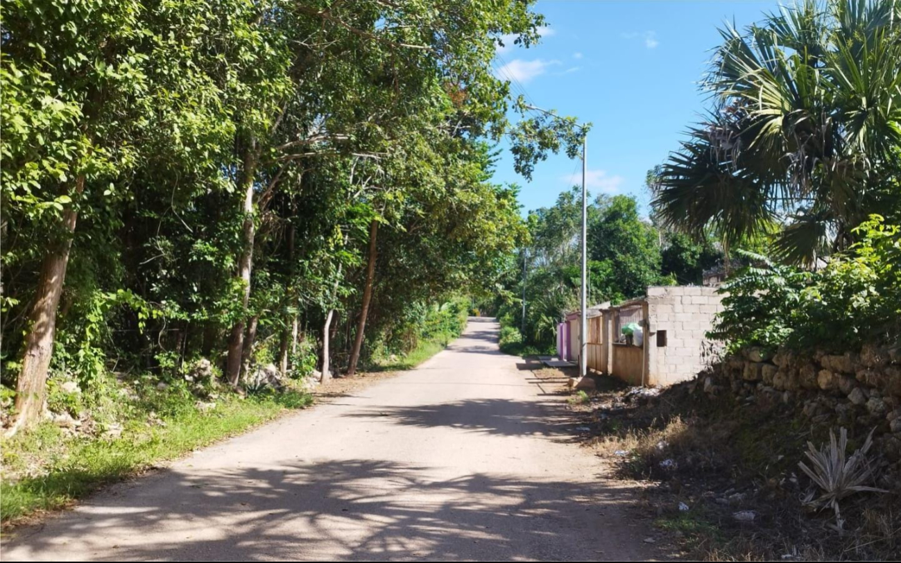 Cobradores agresivos huyen de la policía tras ser reportados por una menor en Quintana Roo  