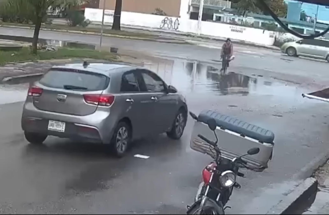 Los baches pueden ser fácilmente omitidos por la vista, generando un posible riesgo a la gente.