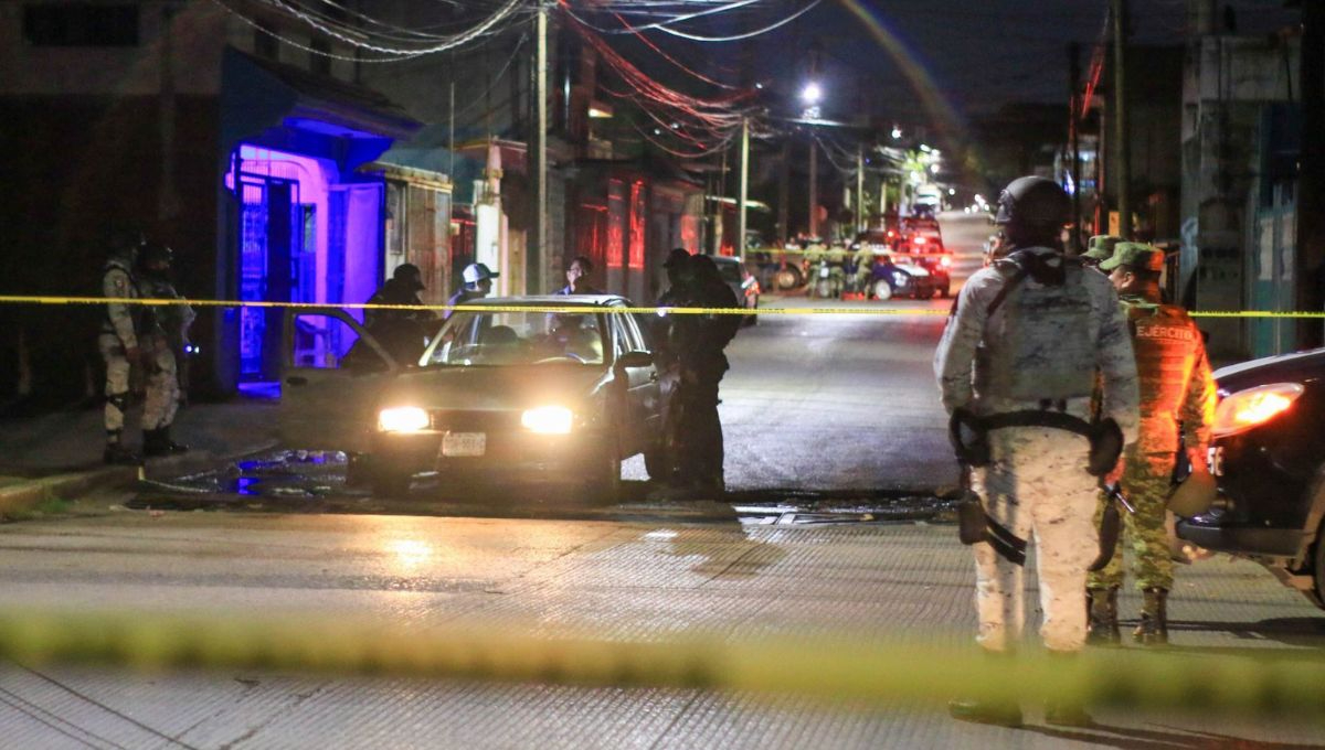 En un primer reporte, Fernando Vázquez Rosas, vocero del gobierno de Tabasco, informó que cinco personas habían fallecido al interior del bar