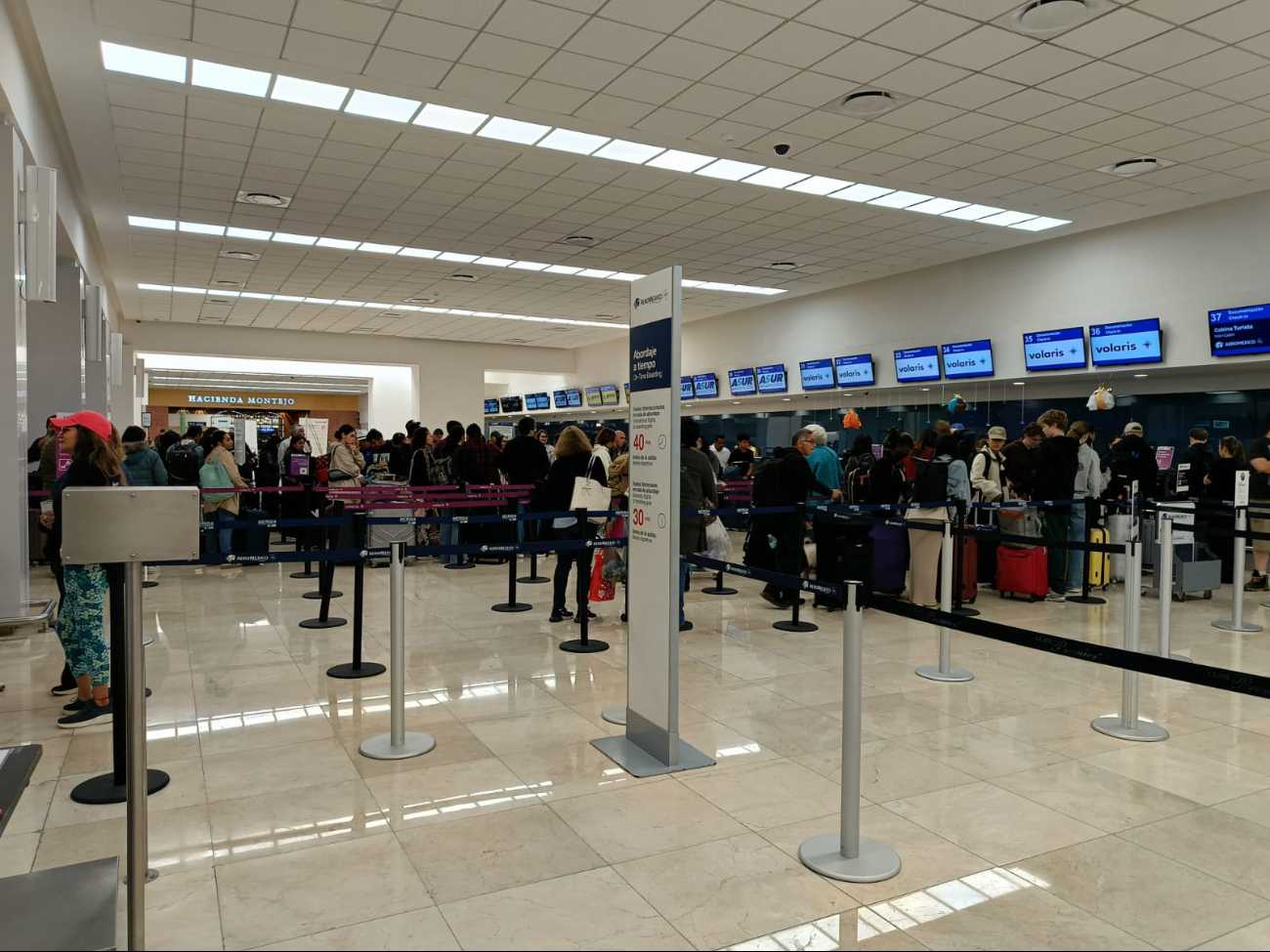 El Aeropuerto de Mérida registra buena afluencia de pasajeros