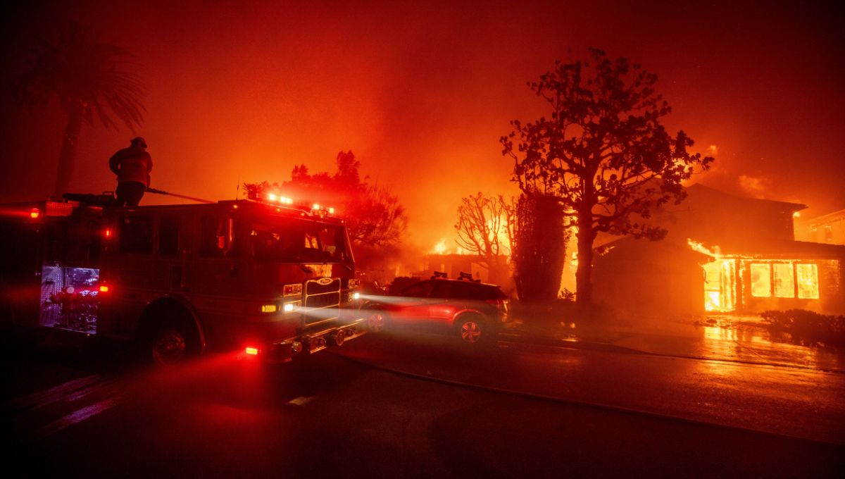 La situación se complicó con la aparición de un cuarto incendio este miércoles