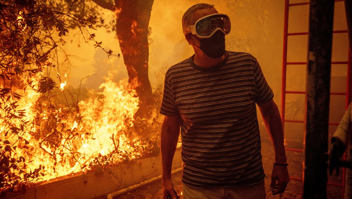 Las autoridades instan a los residentes a seguir las instrucciones de evacuación