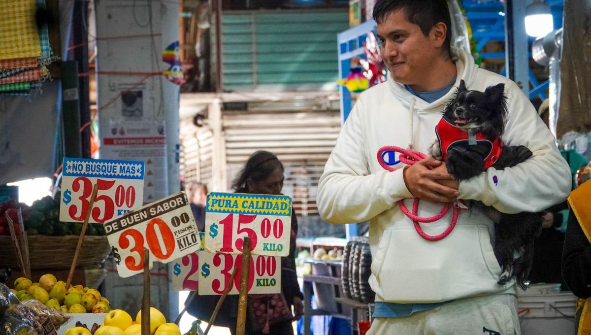 El Índice Nacional de Precios al Consumidor (INPC) reportó un incremento mensual del 0.38% en diciembre