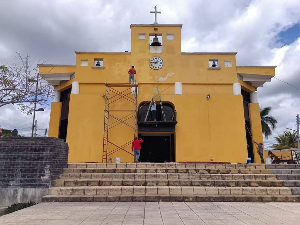 Ladrones no perdonan ni la casa de Dios: Le roban a joven su sueldo en iglesia de Candelaria