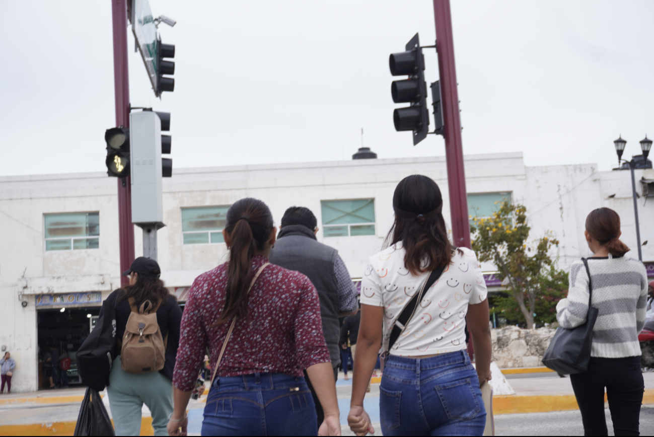 Se avanza en la movilidad y los semáforos, que ya son inteligentes.