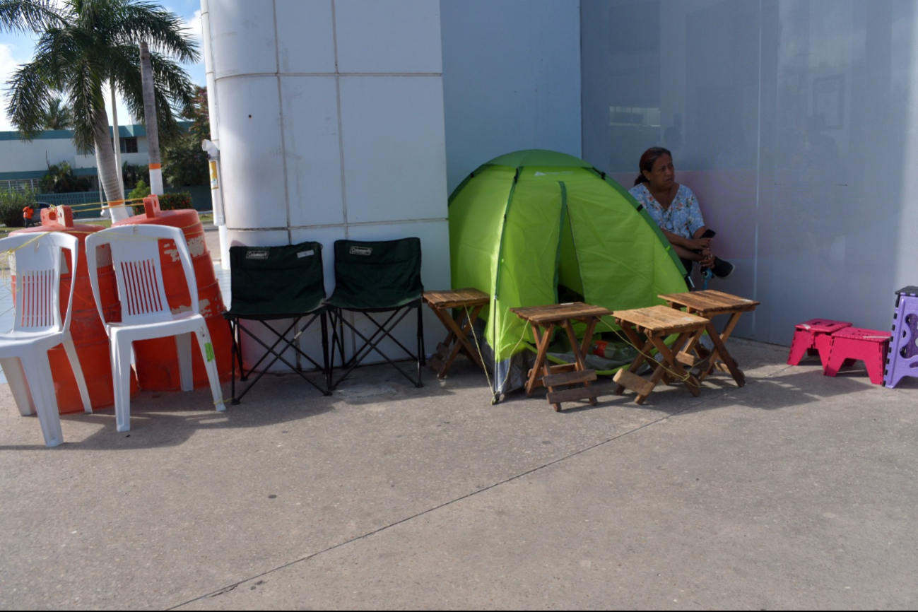 Aquellos que apartaron espacios deberán presentarse este viernes a las nueve de la mañana o cederán su lugar