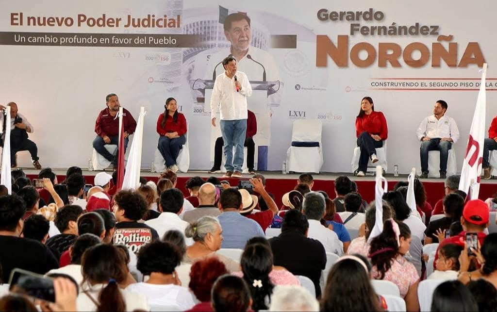 Fernández Noroña encabeza asamblea informativa sobre elecciones del Poder Judicial en Cancún.