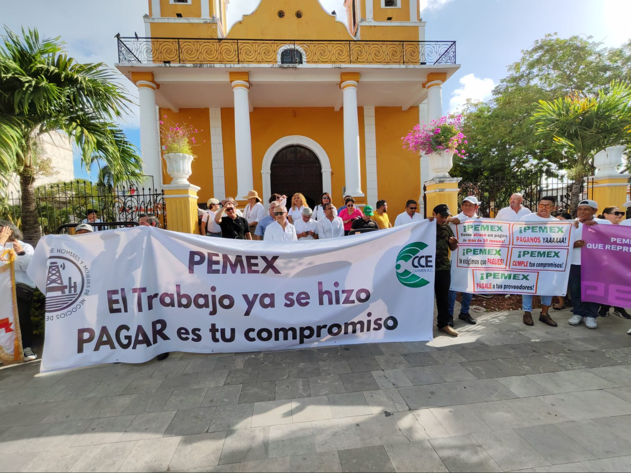 Empresarios de Ciudad del Carmen sienten incertidumbre sobre los pagos de deuda de PEMEX a más de 120 proveedores locales en marzo