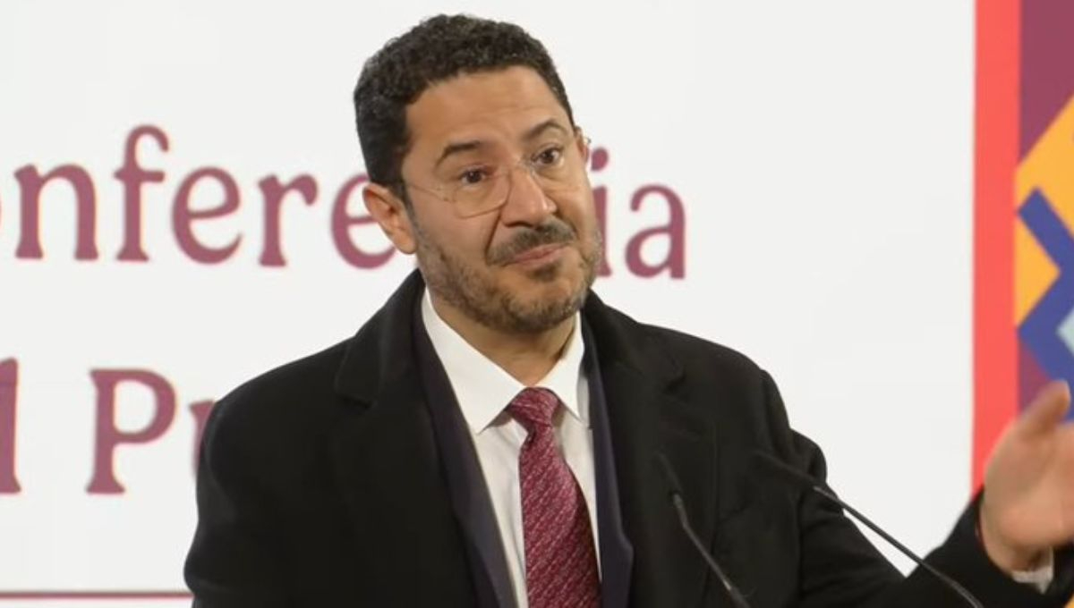 Martí Batres Guadarrama, director general del ISSSTE