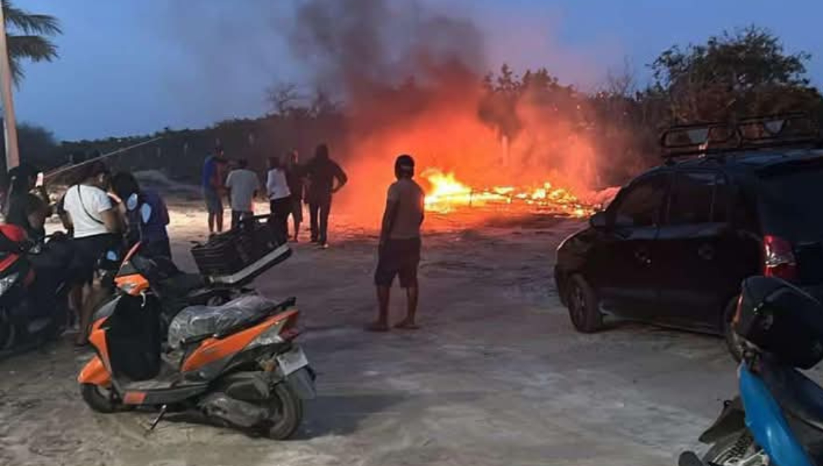 Vecinos indignados destruyeron y quemaron una valla con malla ciclónica en la calle 110