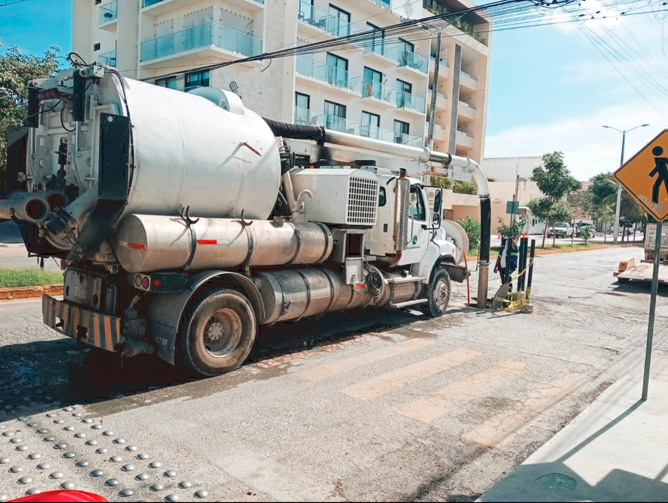 No se ve una notoria mejoría en los trabajos que realizan en Playa del Carmen