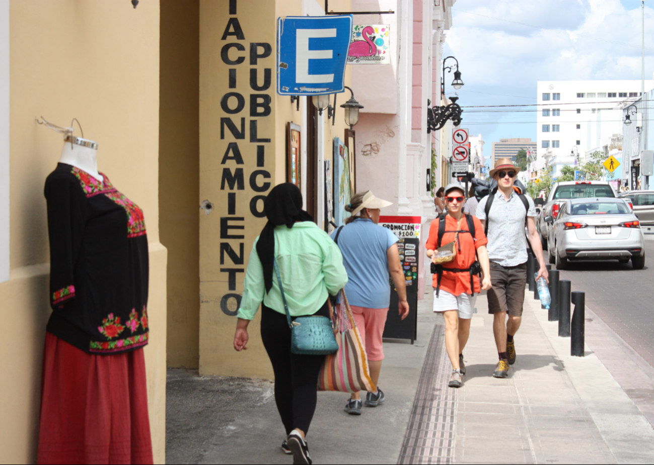 Mérida tuvo el 80.9 por ciento de los paseantes con pernocta en el estado; los guías, restaurantes y hospedaje, entre los servicios con más establecimientos