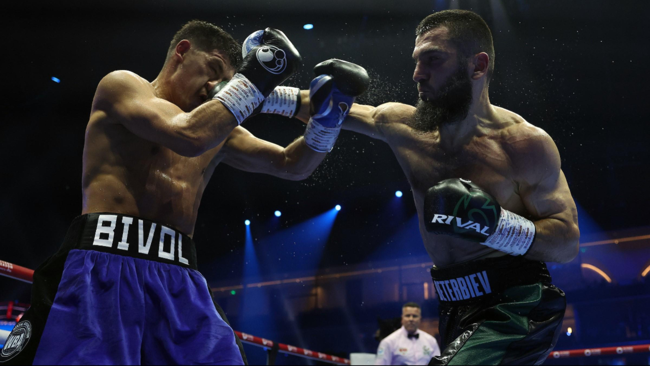 Bivol vs. Beterbiev II en vivo: La venganza se sirve en el desierto