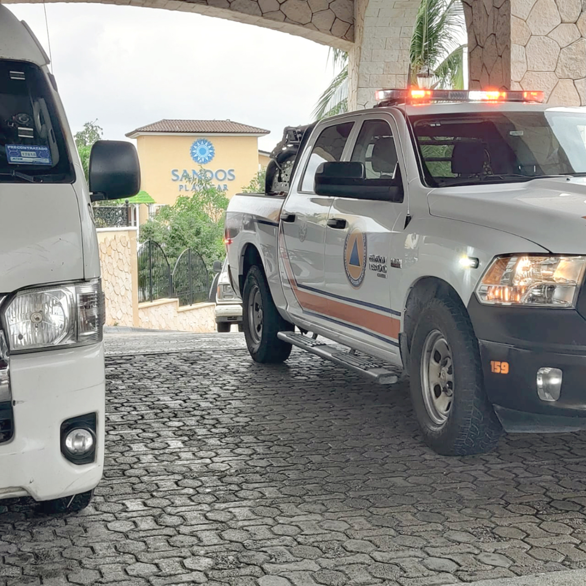 Autoridades sanitarias llegaron, pero la seguridad del complejo les impidió el acceso.