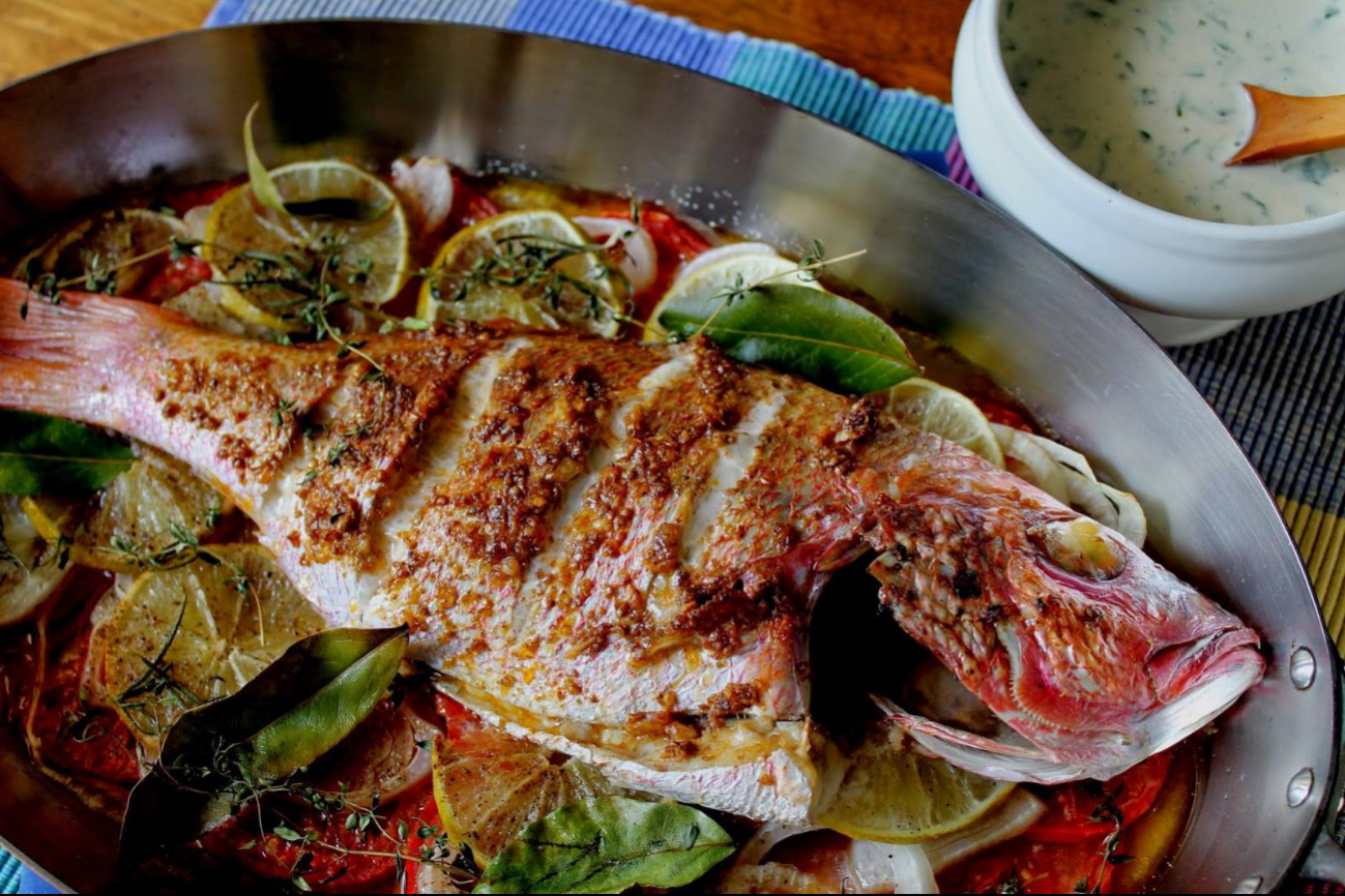 Cómo Preparar un Rico Pescado Relleno Horneado