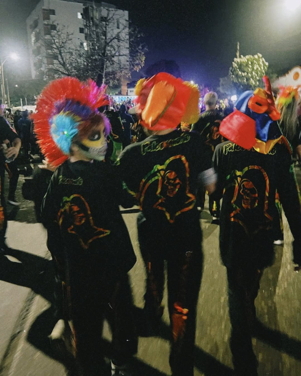 Shakira y sus hijos en el carnaval