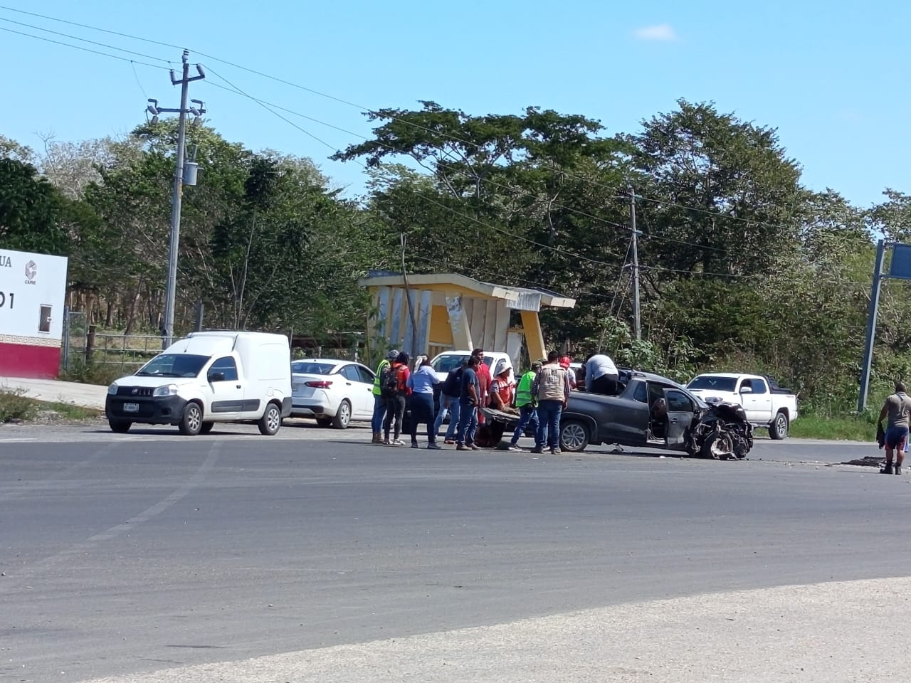 Guardia Nacional Investiga Accidente en Carretera Federal de Campeche