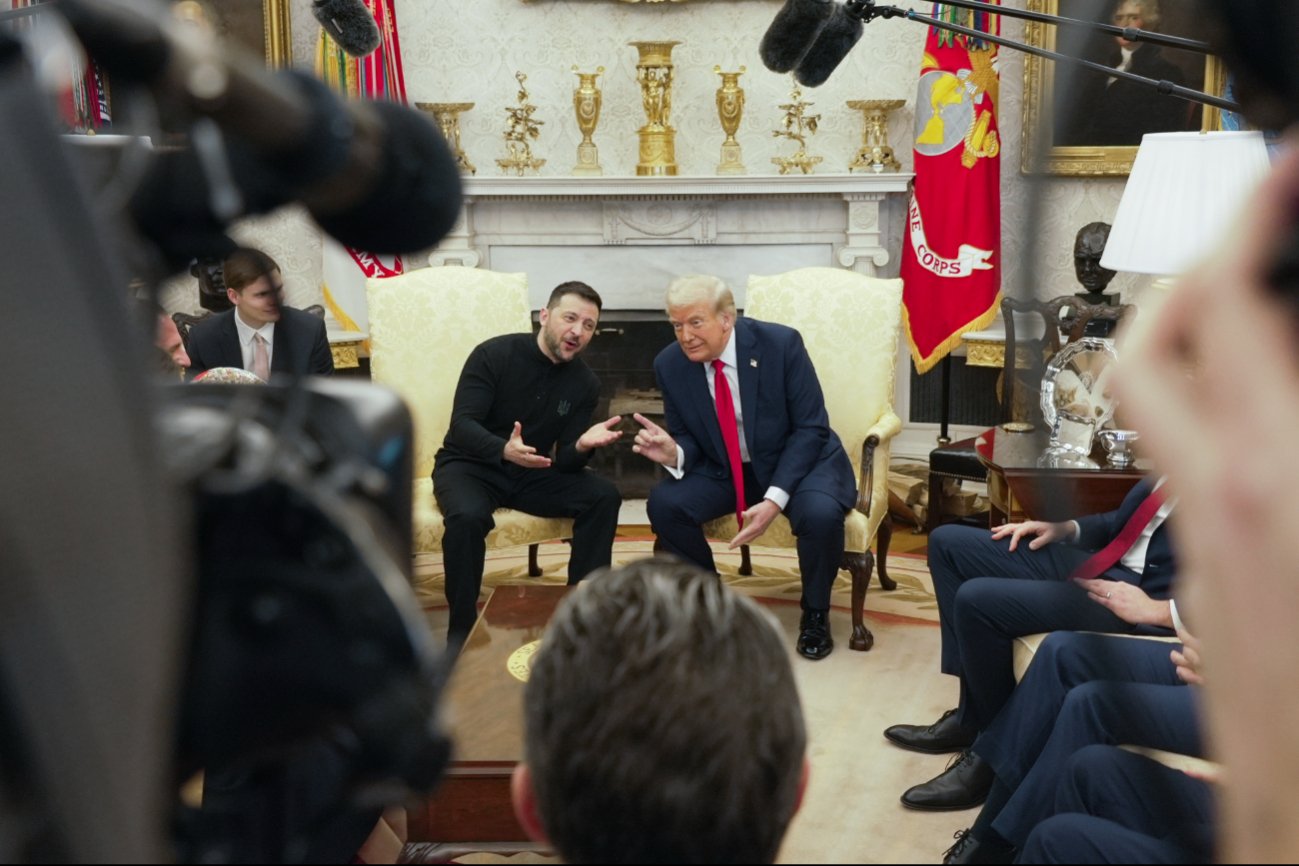 Los presidentes de Ucrania y Estados Unidos sostienen histórica reunión.