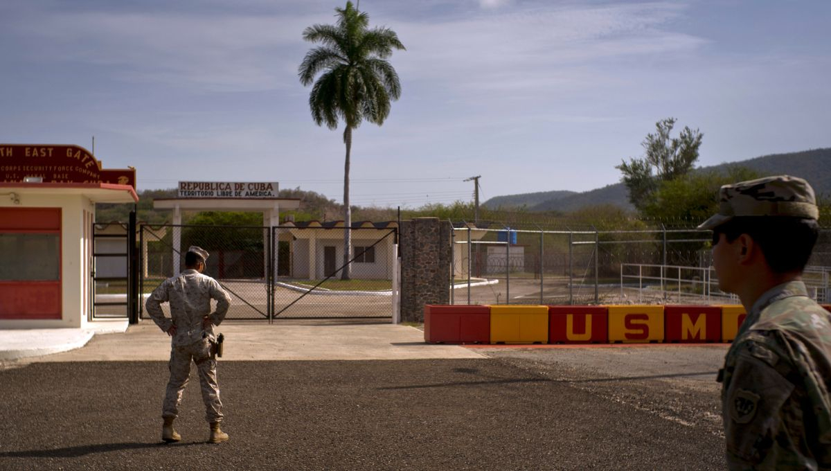 Tropas de Estados Unidos llegan a Guantánamo para preparar el centro de migrantes de Donald Trump