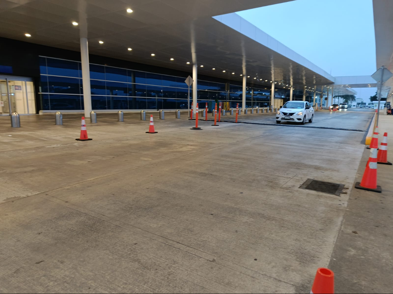 Este martes el aeropuerto de Mérida mantiene baja afluencia de pasajeros