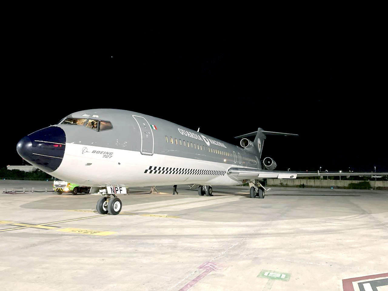 La aeronave arribó cerca de las 20 horas a la terminal FBO del Aeropuerto Internacional de Cancún