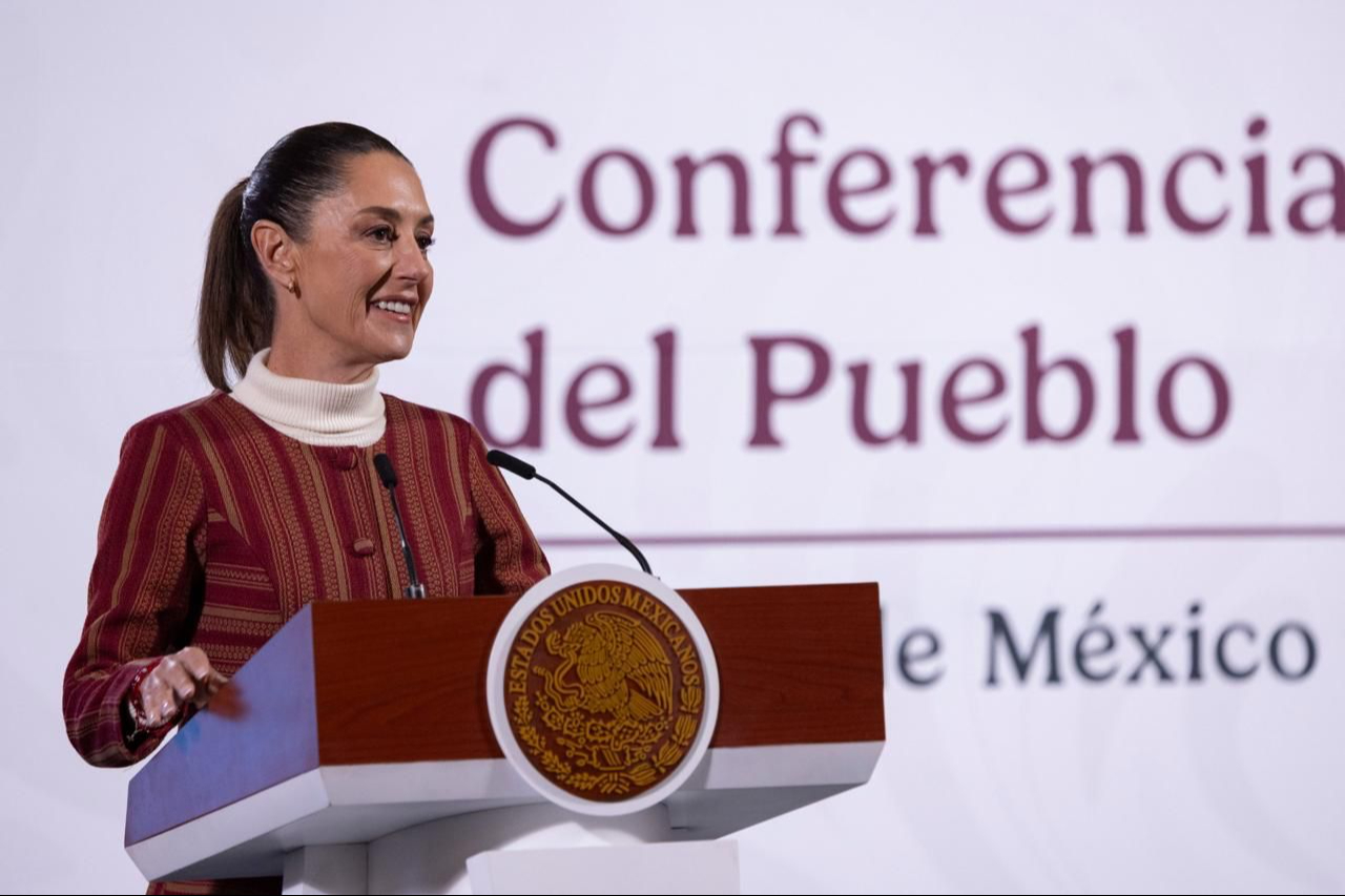 Claudia Sheinbaum reafirma compromiso de reivindicar a las mujeres indígenas este 2025 