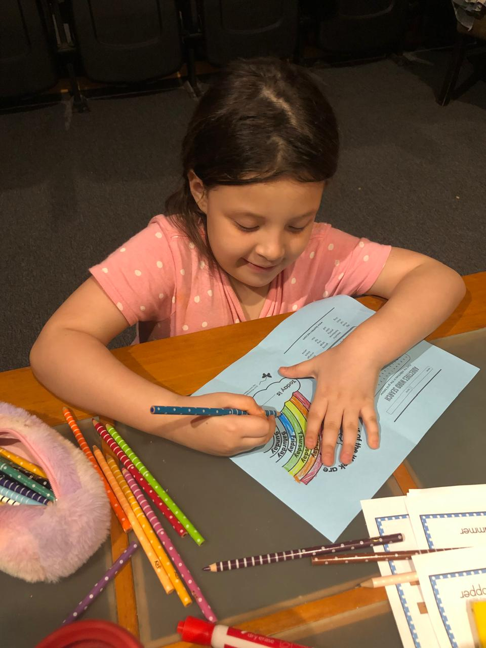 Se realizarán actividades lúdicas, lecturas infantiles y ejercicios pictóricos.