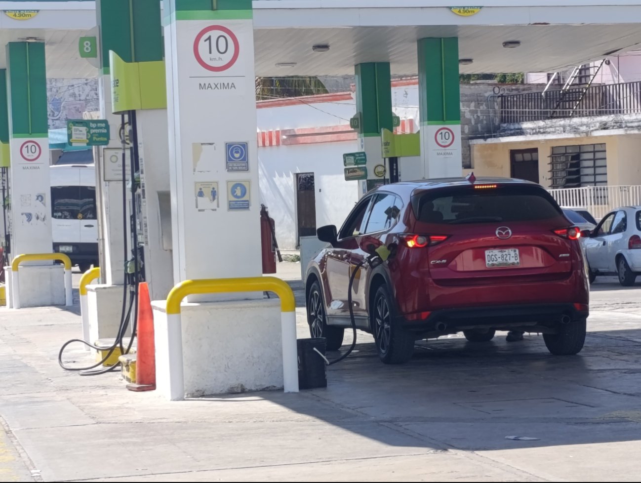 Transportistas agradecen a la Presidenta por mantener el precio de la gasolina “verde” en 24 pesos el litro