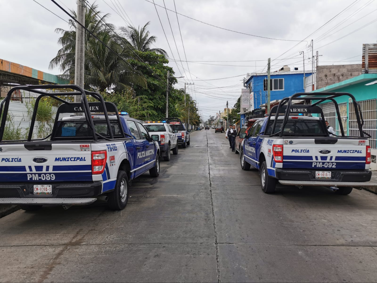 El efectivo encontrado en la camioneta rebasaba los cien mil pesos