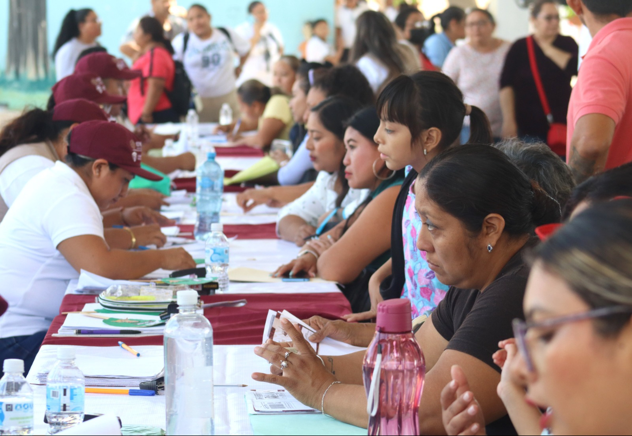 Estudiantes de secundaria podrán cobrar la beca Rita Cetina