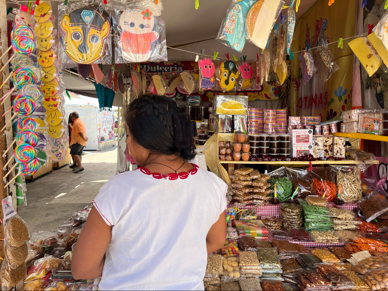 La Caravana Cultural Oaxaca y la Guelaguetza se celebra desde el pasado 7 de marzo en el Parque de Santa Ana y concluirá el día 30 de este mes