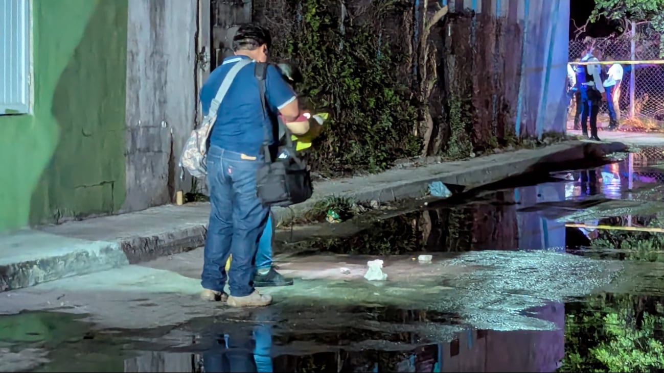 Disparan contra joven en Ciudad del Carmen; autoridades investigan mientras herido va al hospital