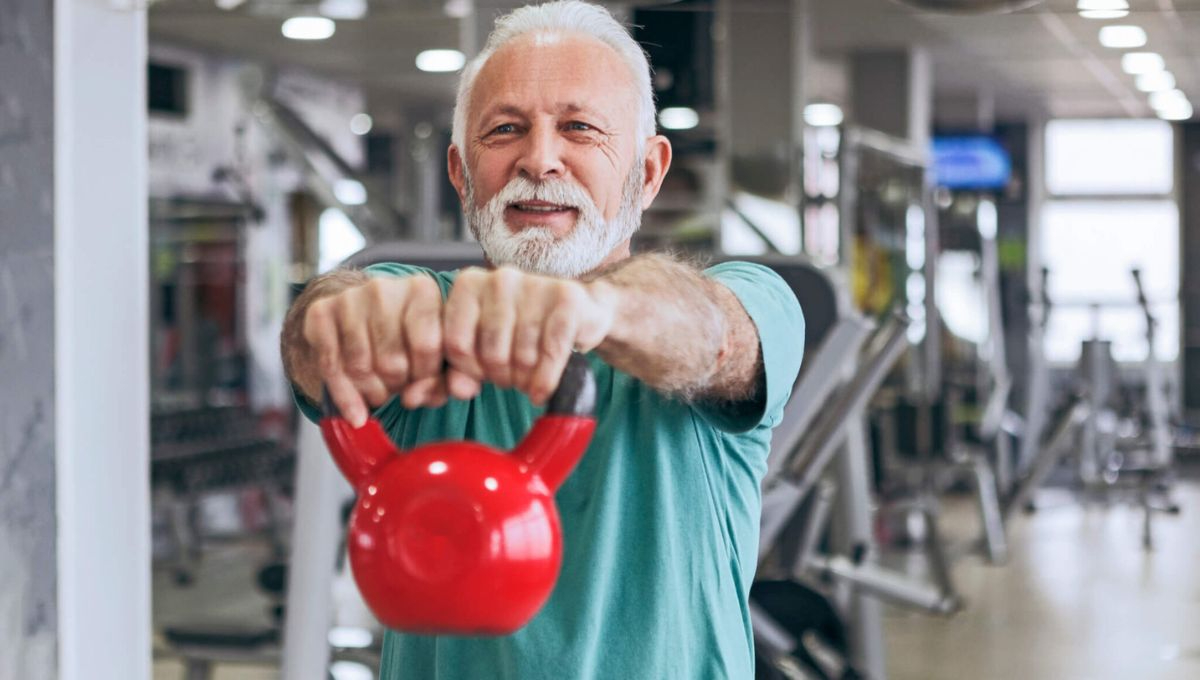 El entrenamiento de fuerza a partir de los 40 años es una herramienta eficaz para mantener la masa muscular