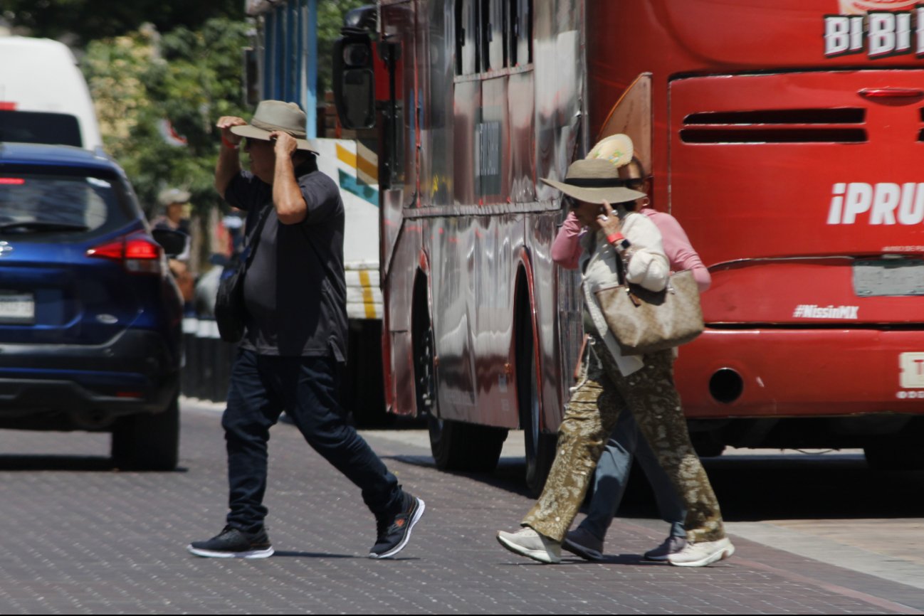 Frente Frío 35 dejará lluvias en la Península de Yucatán hoy domingo 16 de marzo