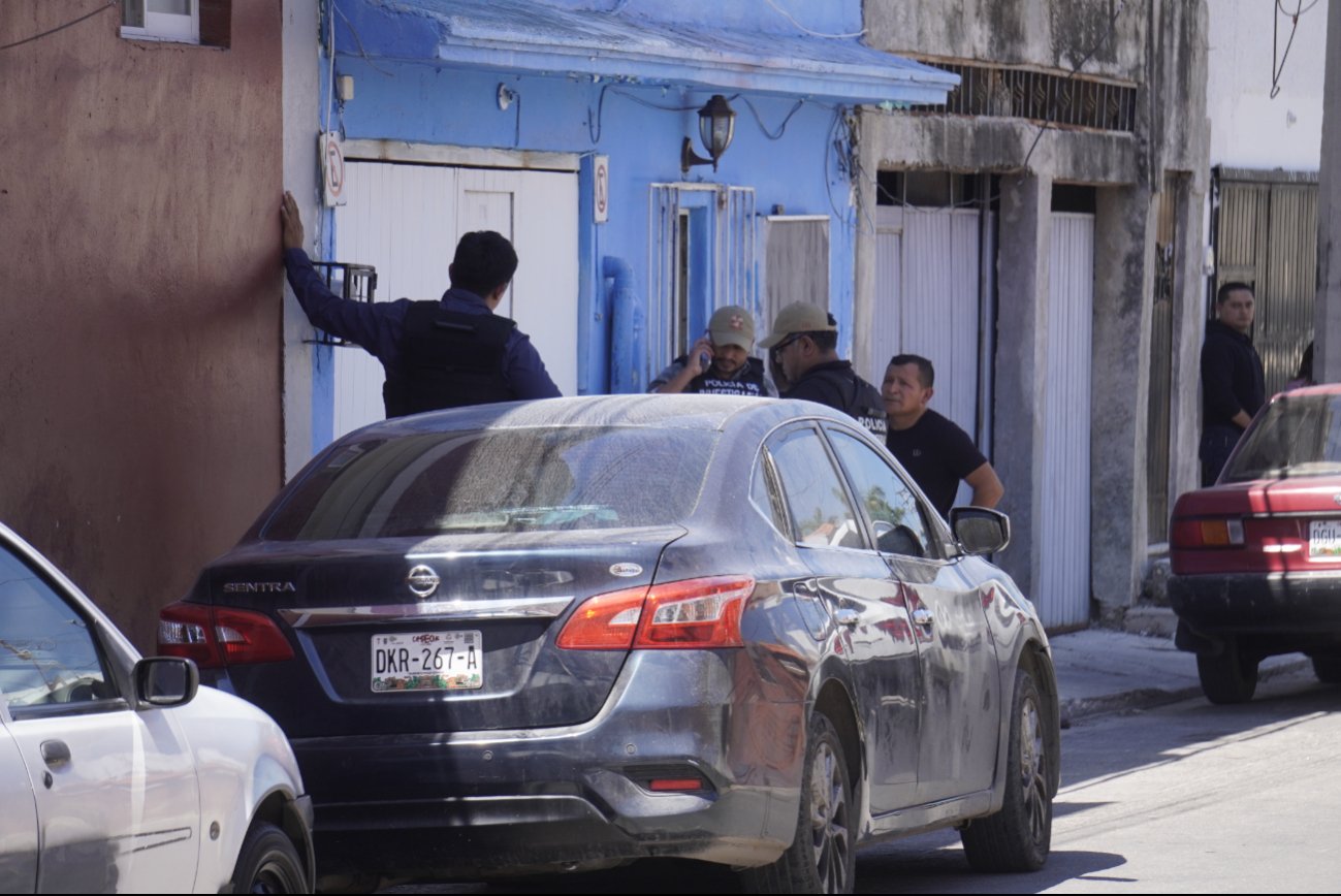 Un cateo en el barrio de Santa Ana reveló presuntas actividades ilícitas, incluyendo grabaciones de menores y trata de personas.