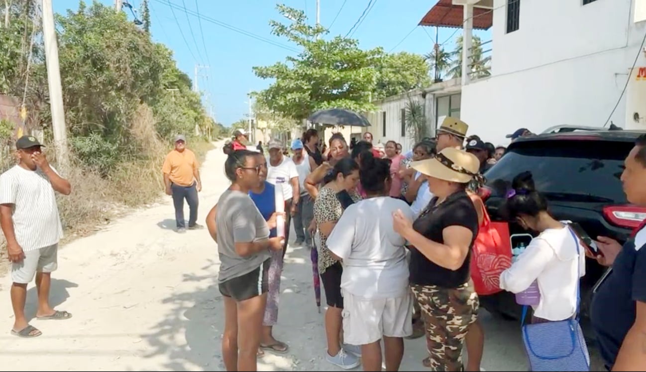 Los afectados han estado en una disputa durante varios meses, con personas que buscan adueñarse de los predios; ya presentaron una denuncia formal