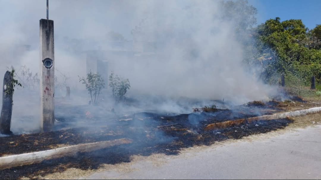 Duró una hora el incendio en Escárcega hasta que fue sofocado