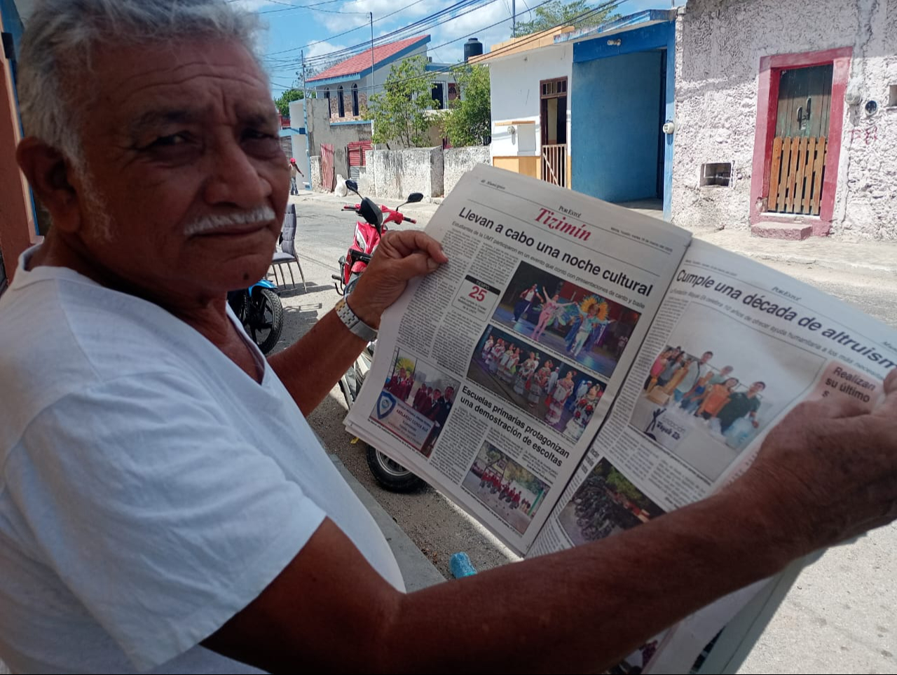 El presidente tizimileño de los Jubilados y Pensionados del IMSS agradeció por darle un espacio a la tercera edad para expresarse.