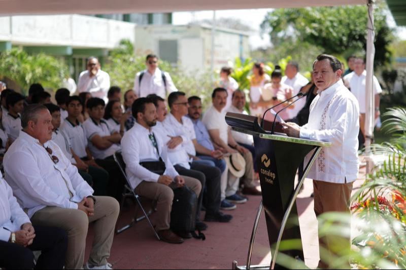 Planteles Conalep de Yucatán reciben nombres de  importantes figuras históricas