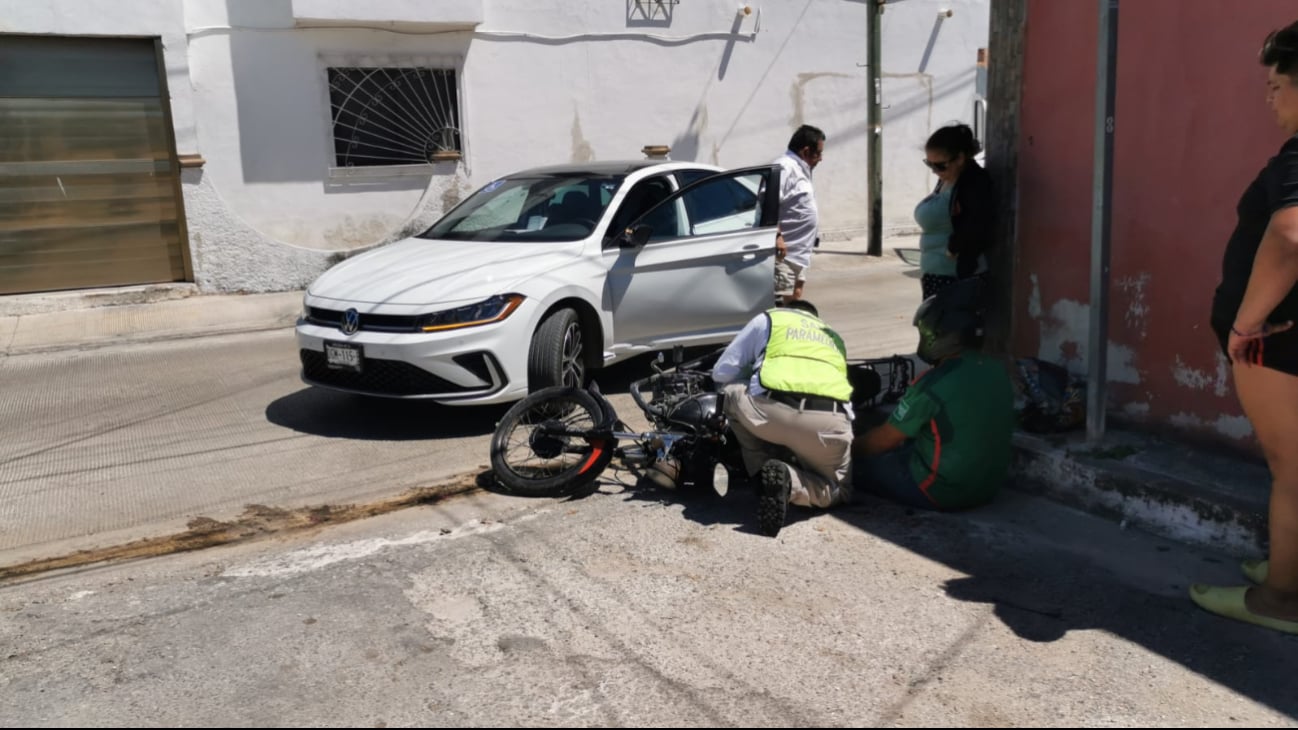 Moteros heridos en accidente